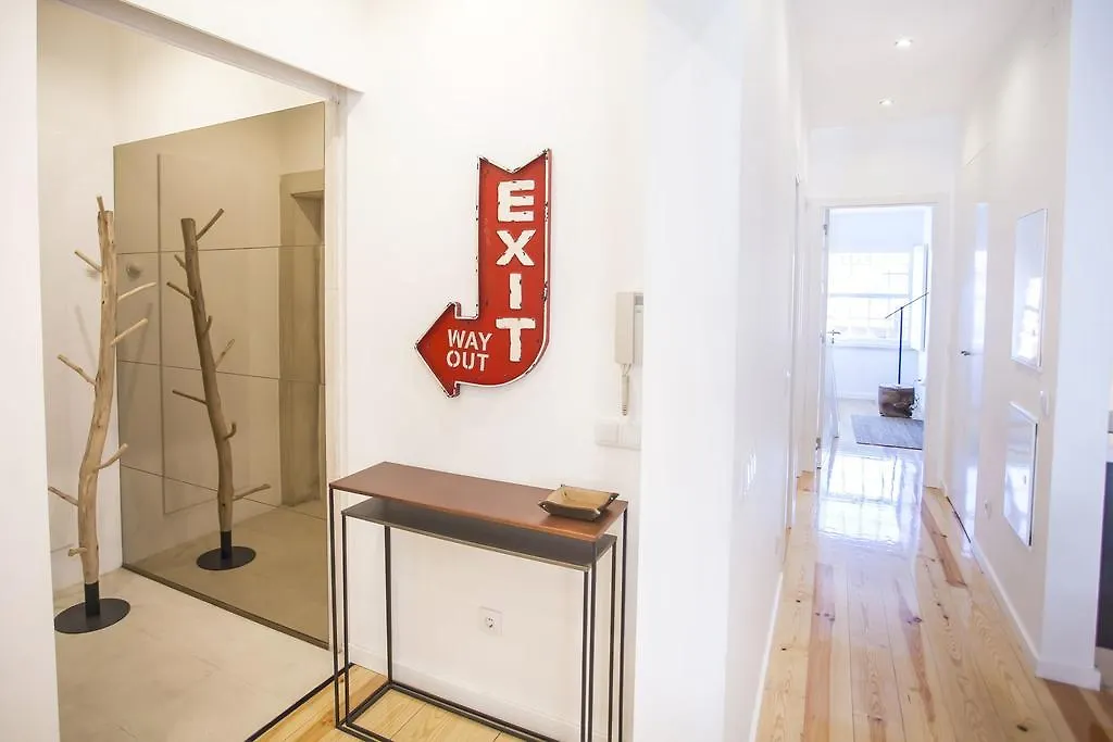 Lovelystay - Cais Apartment River View Lissabon 0*,  Portugal