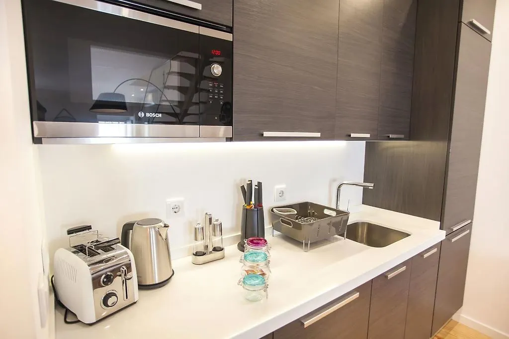 Lovelystay - Cais Apartment River View Lissabon
