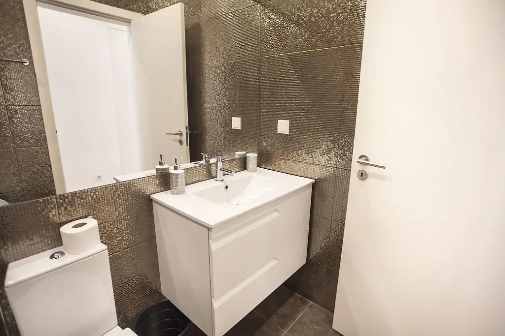Lovelystay - Cais Apartment River View Lissabon